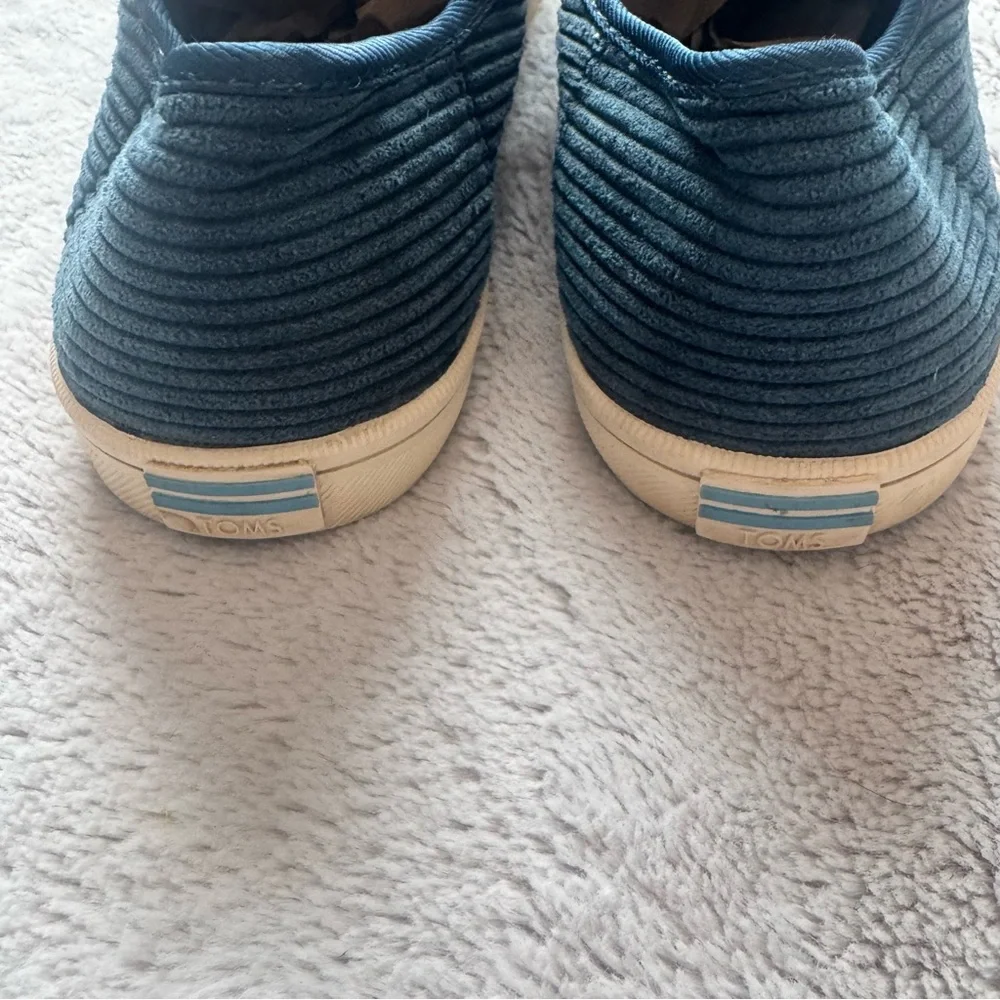 TOMS‎ Women’s 8 Teal Blue Corduroy Lace Up Sneakers Casual Low Top Shoes